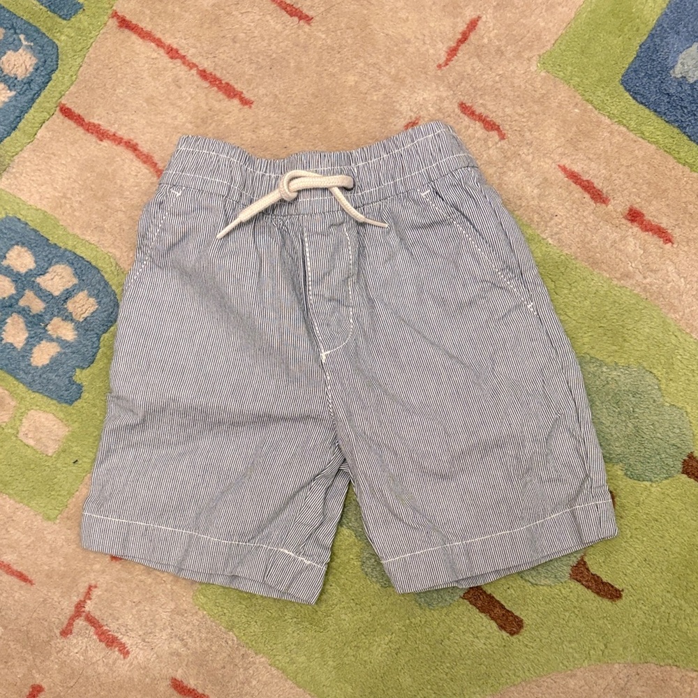 Baby Gap - boys pull-on shorts, railroad stripe, size 4t